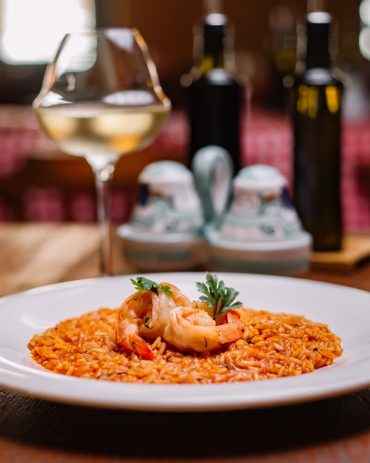 Por que o risoto é o prato perfeito para um jantar romântico?