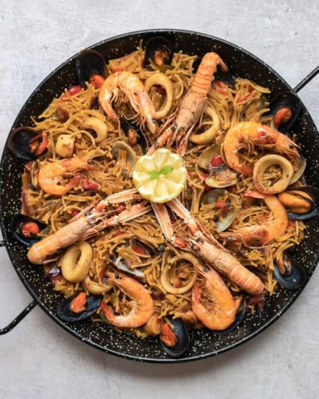 Onde comer Paella: as tradições e histórias